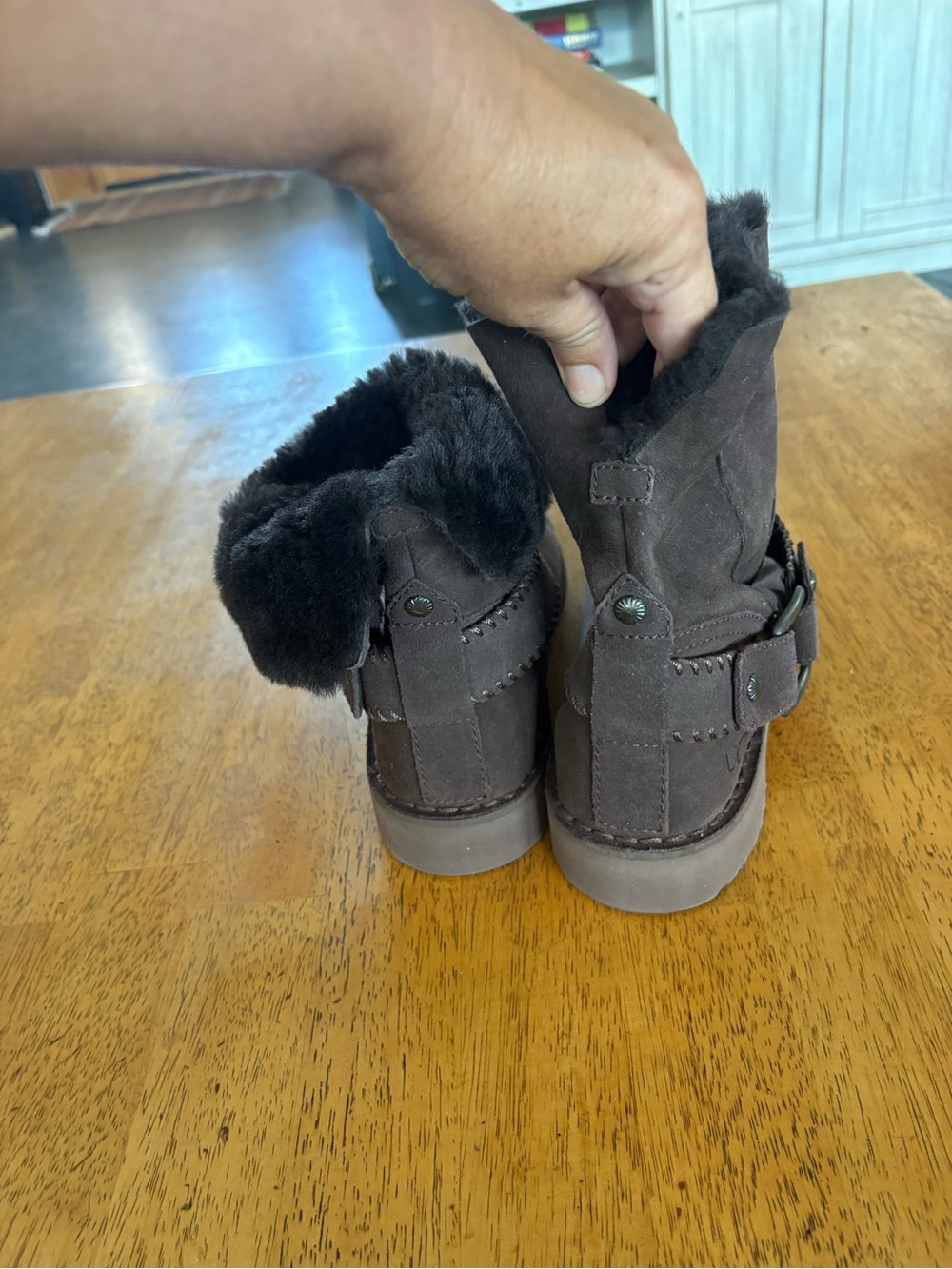 Ugg boots - Picture 6 of 8